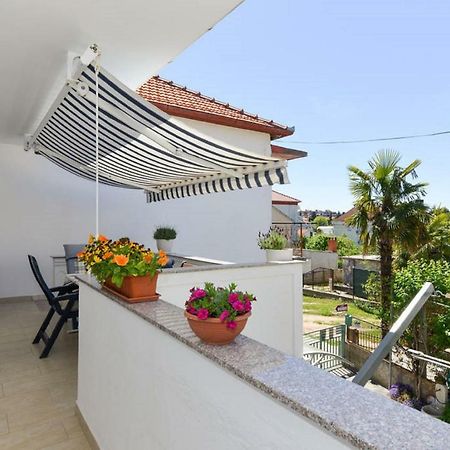Apartment Vesna Zara Esterno foto