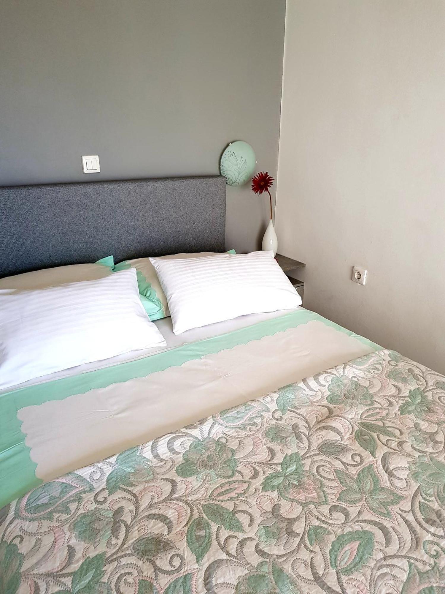 Apartment Vesna Zara Esterno foto