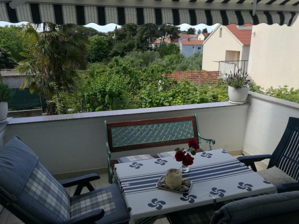 Apartment Vesna Zara Esterno foto