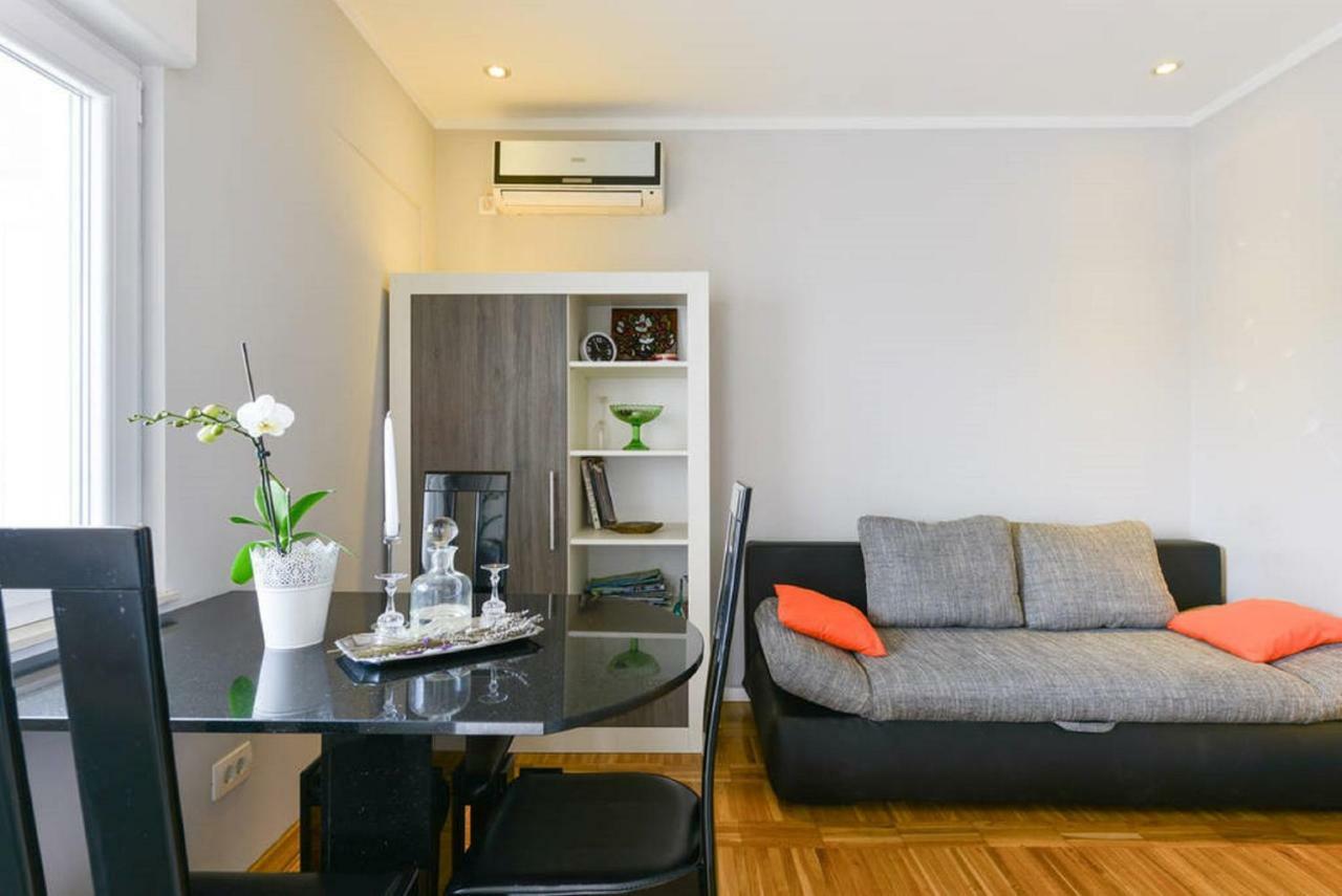 Apartment Vesna Zara Esterno foto