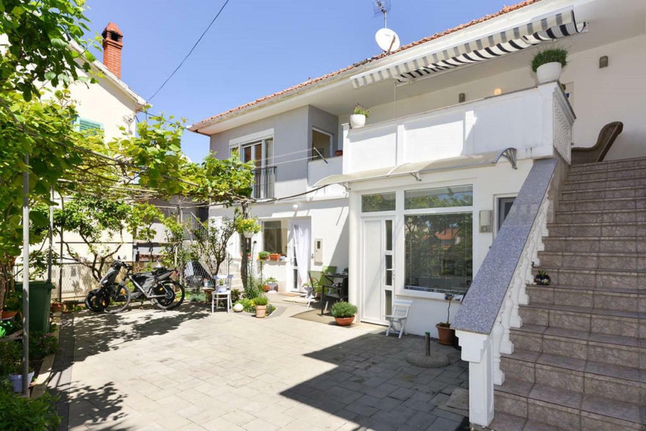 Apartment Vesna Zara Esterno foto